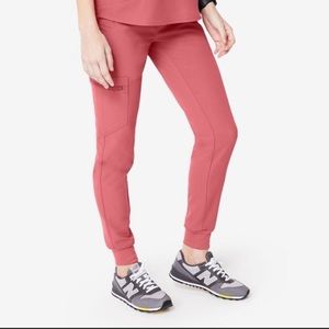 Figs’s Quartz Zamora scrubs